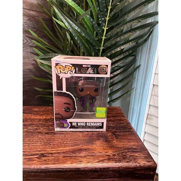 Funko Pop! Vinyl: Marvel - He Who Remains - Funko Web (FW) (Exclusive) #1062 - Picture 3 of 8